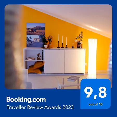 Andrea's House Apartamento Locri